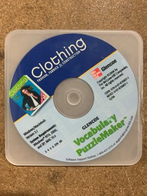 Clothing: Fashion, Fabric & Const Vocabu by Vocab Puzzlemaker CD